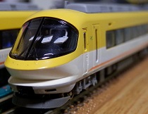 23000�n �ɐ��u�����C�i�[ ���j���[�A��(��)